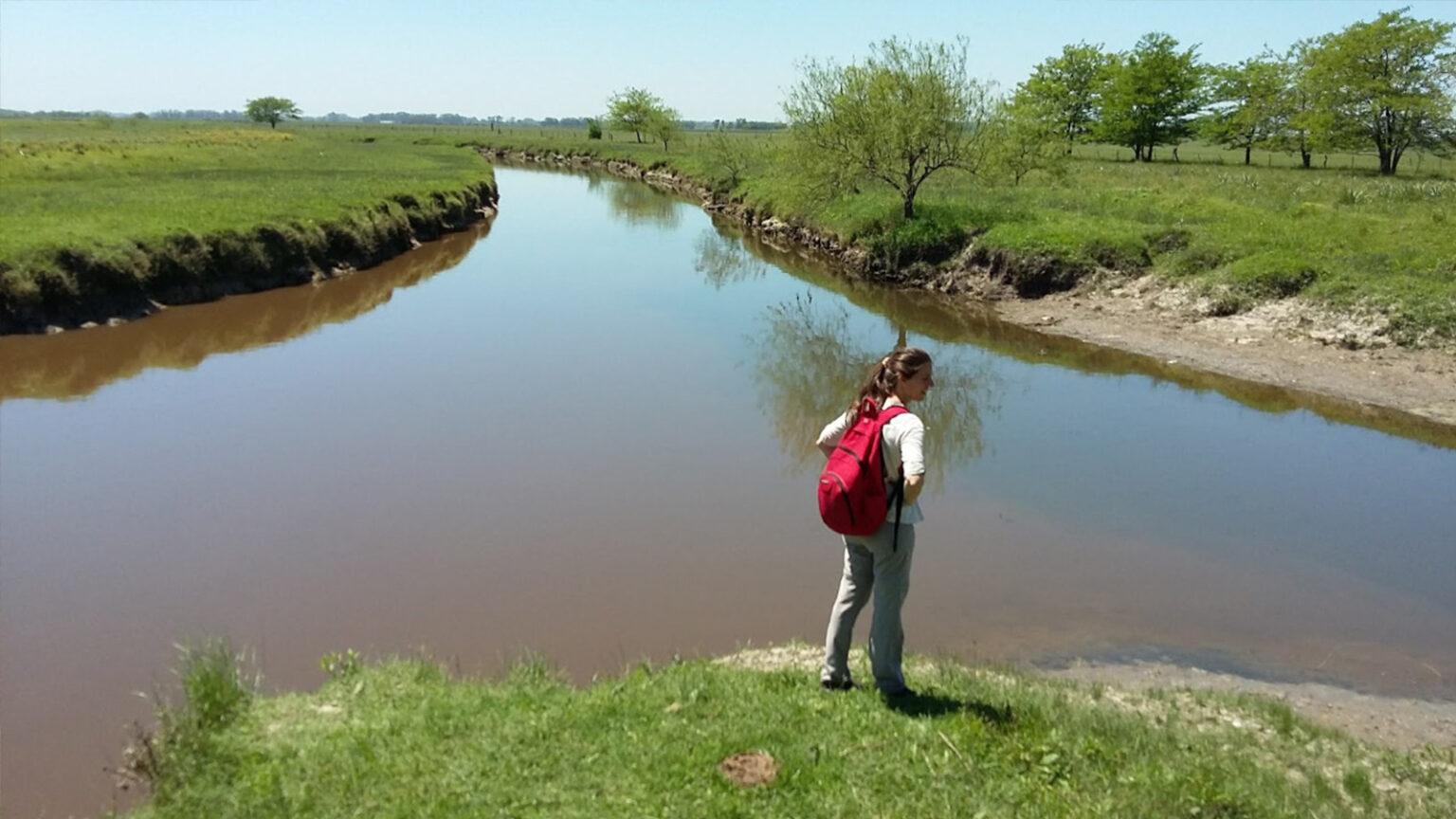 Visita a Arroyo Los Leones y Durazno, origen del Río Luján. María José Denegri